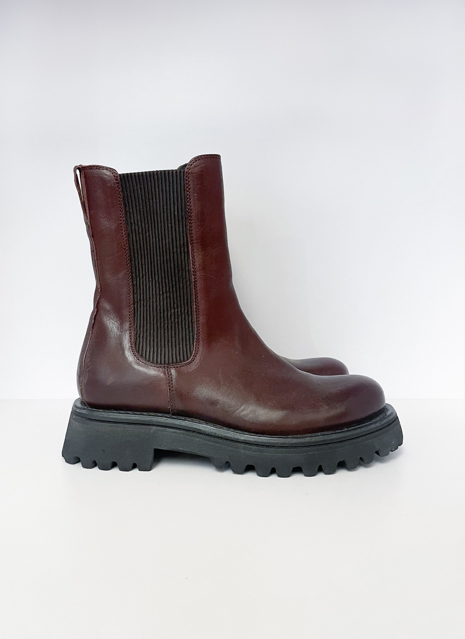 MOMA Ankle boots ebony