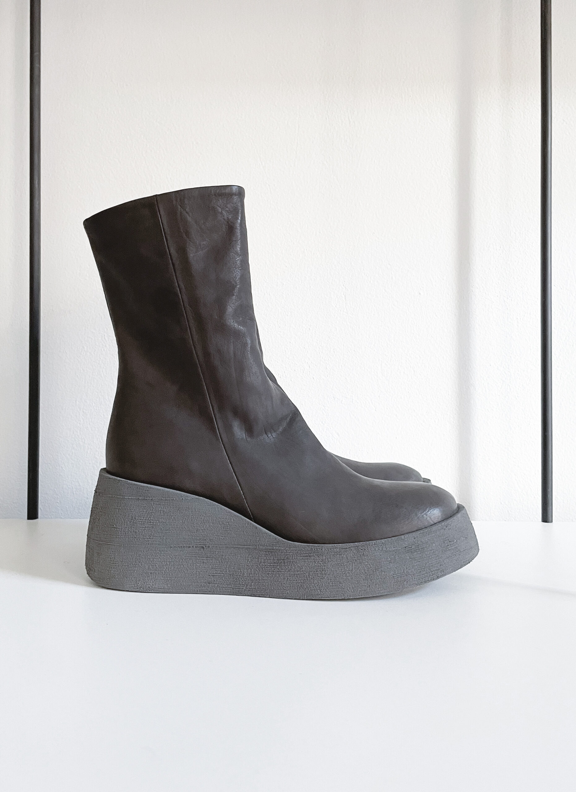 PURO SECRET Grey boots